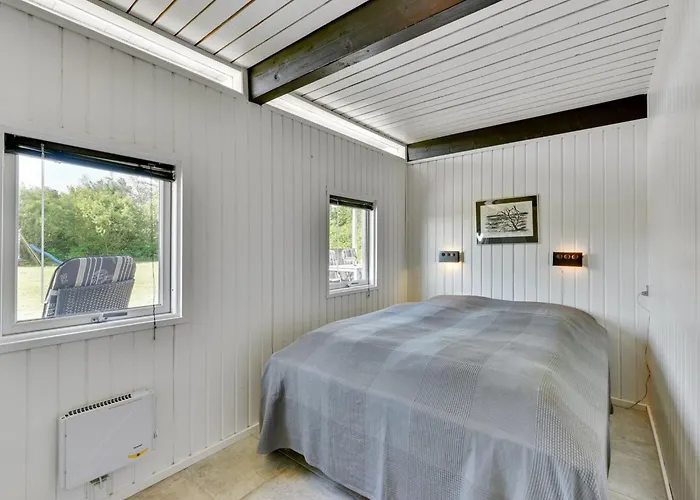 Anund - 1-4km From The Sea By Interhome *